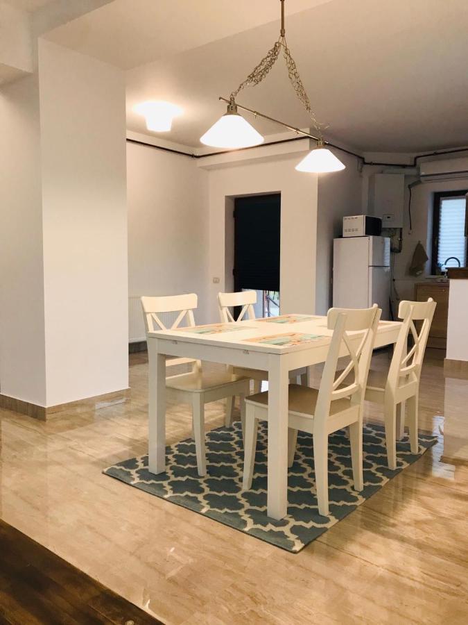 Breeze Villa Mamaia Nord Năvodari Esterno foto